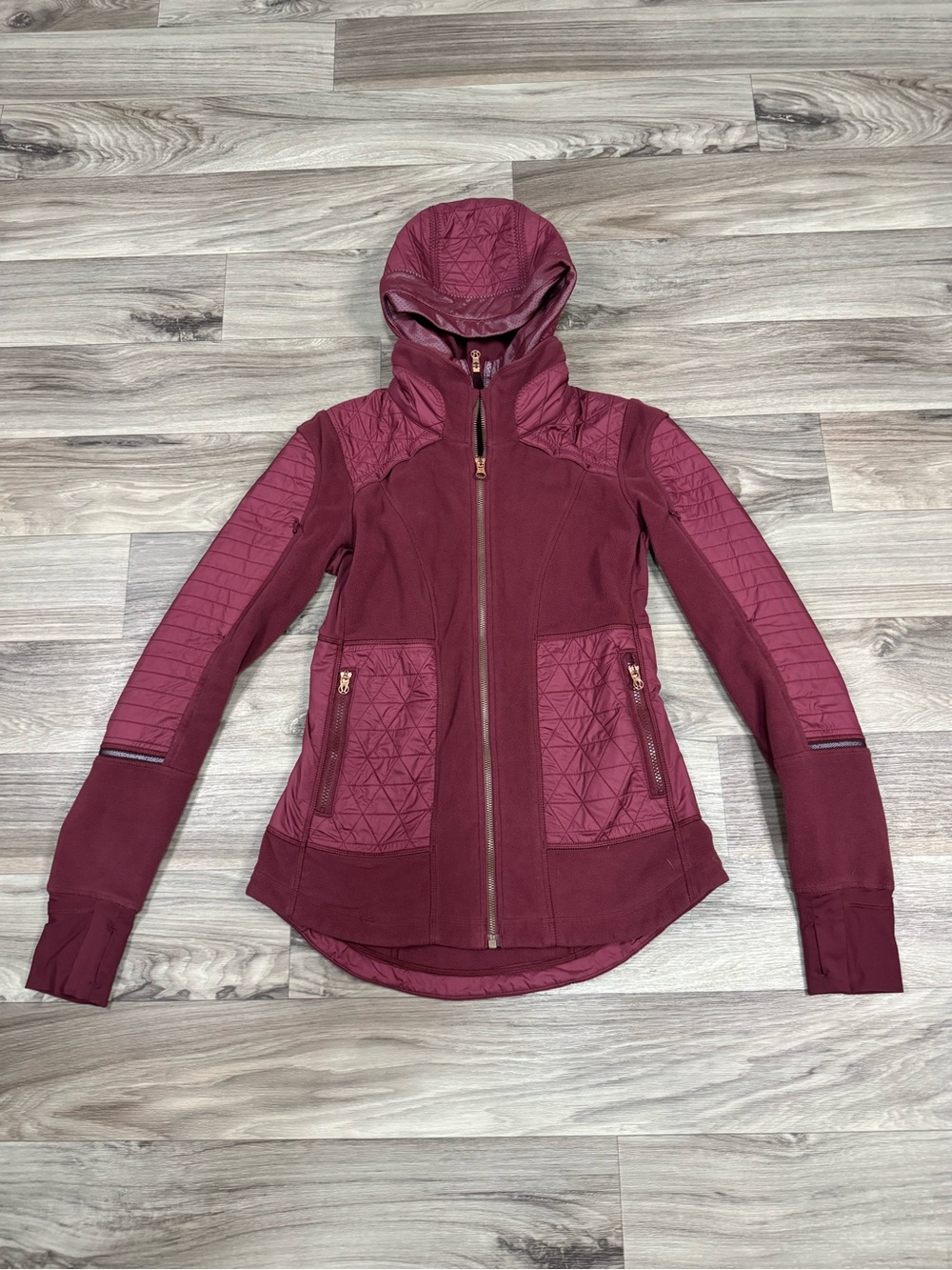 Lululemon Fleecy Keen Jacket III in Wine Berry Size 6
